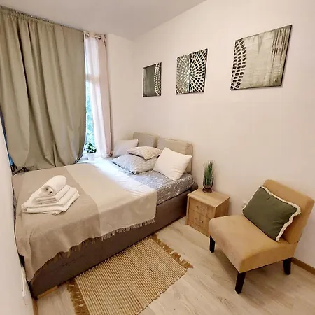 With Self-check-in Apartamento Bratislava